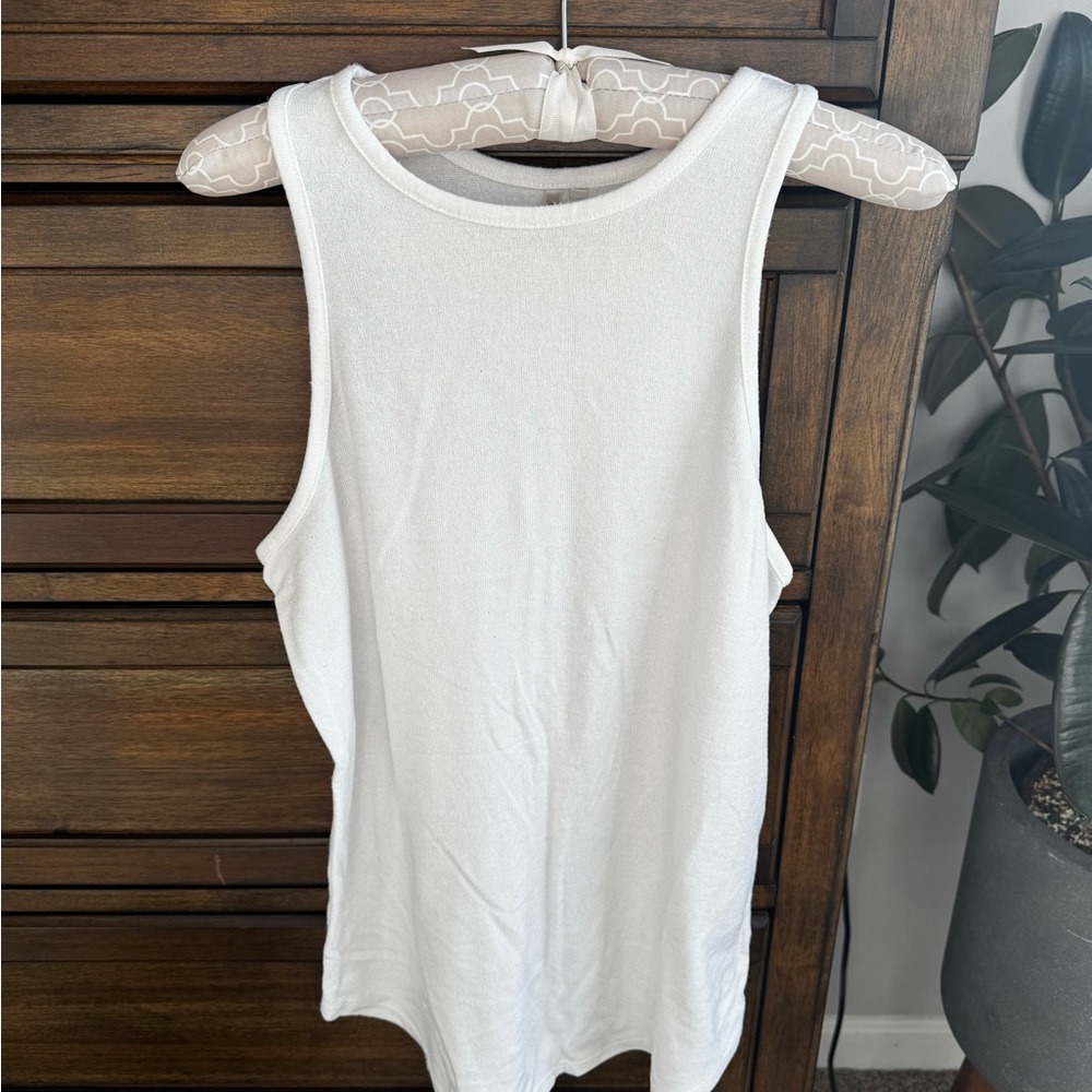 Banana Republic Classic White Tank Top
